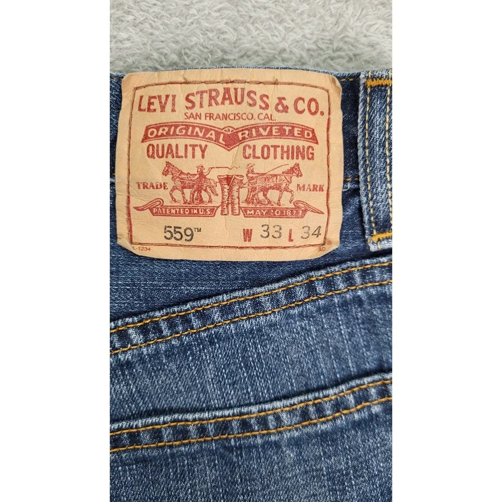 Levis 559 Relaxed Straight Jeans Mens 33x34 Medium Wash Blue 100% Cotton Denim